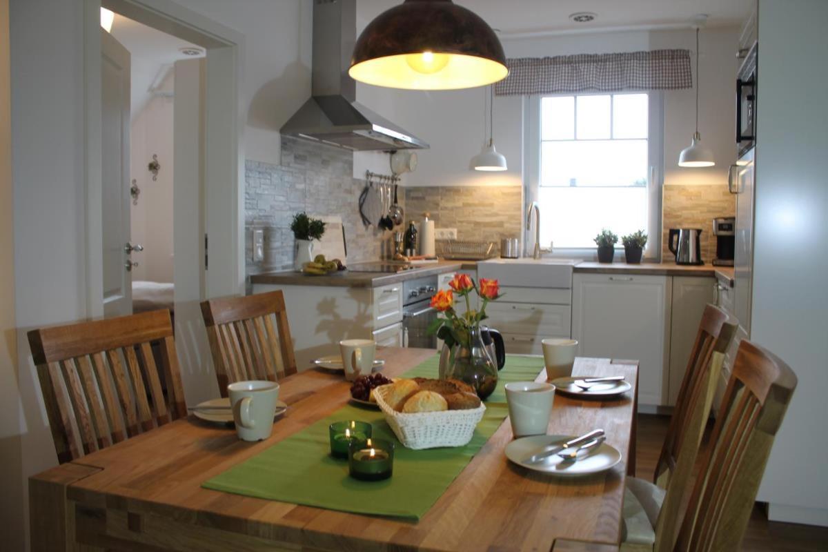 Ferienwohnung Morgensonne 보른 외부 사진